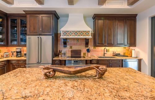 El Medano Ejidal Condo | AMAZING Ocean Views, Medano Beach, Downtown, 5-Star Hacienda Beach Club, 2BD