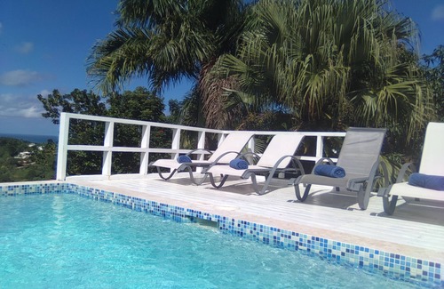 El Callejon Villa | Amazing ocean view villa in the hills of Bonita & Coson