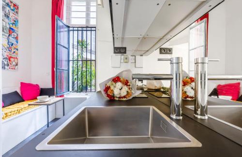 9th Arrondissement Apartment | Amazing studio 2P - Place Saint Georges/Martyrs