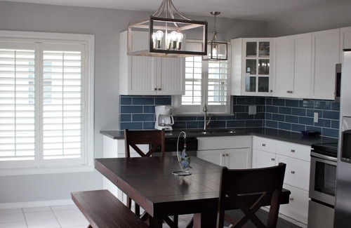 The Point House | AMAZING VIEWS! Beachfront Duplex-West at the Point with a private POOL!