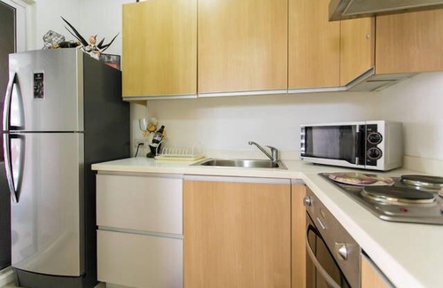 Bonifacio Global City Condo | Amazing Views From The 34th Floor @BGC,The Fort with Wi-fi