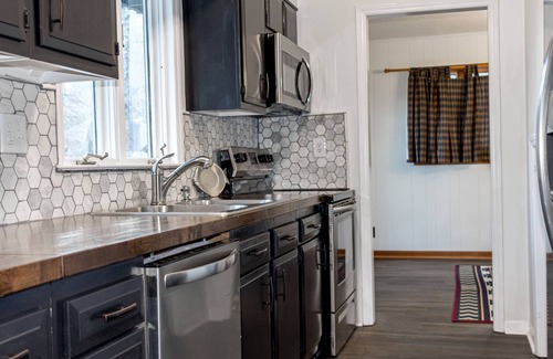 Lake Lure House | Amazing Views Hot Tub In gates of Rumbling Bald CORPORATE DISCOUNT
