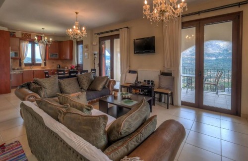 Amari Villa | Amazing Villa Amare with Stunning Views