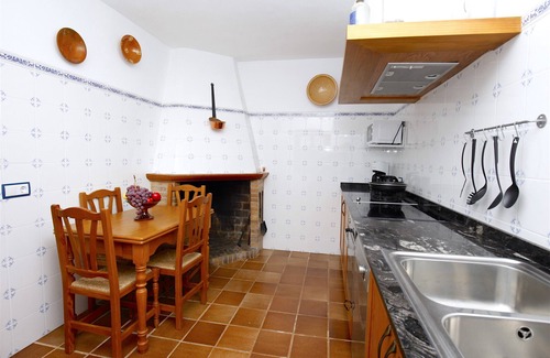Porreres Villa | Amazing Villa with swimming pool, Wifi, Terrace, Patio, BBQ and Great Views