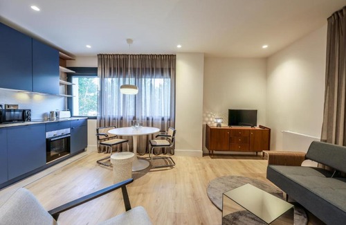Puerta del Angel Apartment | AmazINN Places Palacio Real