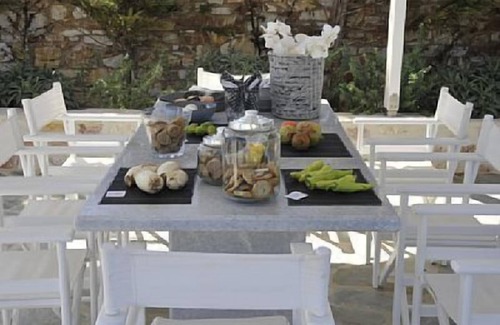 Santa Maria Villa | Ambassador Villa, overlooking the most famous beach of Paros