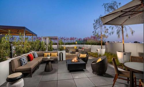 Downtown Apartment | Amber Drift - Santa Monica 2BR Penthouse Ocean views