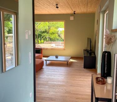 Hofheim in Unterfranken House | Amber Ferienhain - Ferienhaus 'Magnolie' mit verwunschenem Garten & privater Sauna