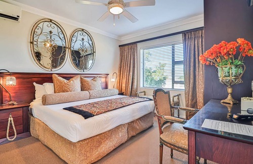 Hunter's Home House | Amber Guest Lodge