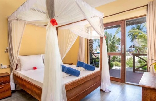 Pongwe House | Amber Lodge Pongwe welcomes you