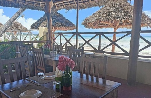 Pongwe House | Amber Lodge Pongwe welcomes you