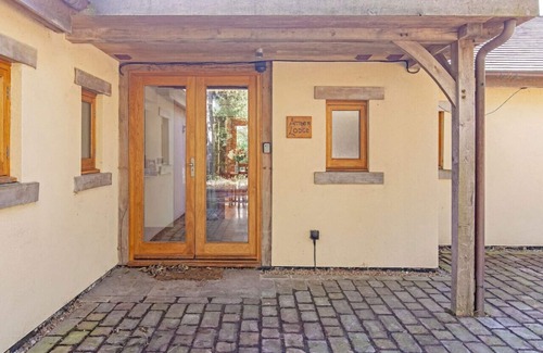 Ashover Cottage | Amber Lodge, sleeps 5, Stunning property nestled in the Derbyshire Countryside
