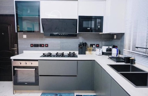 Tema House | Amber VIla