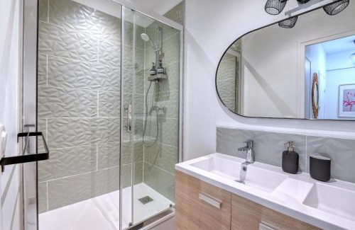 Rouen City Centre Apartment | Ambiance Jungle Rouen Centre - MyLittleStay