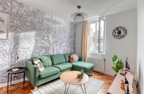 Rouen City Centre Apartment | Ambiance Jungle Rouen Centre - MyLittleStay