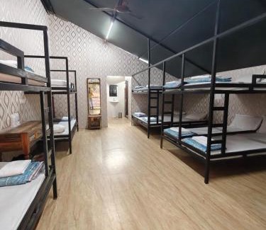 Gandevi Resort | Ambik Riverside Camp And Resort