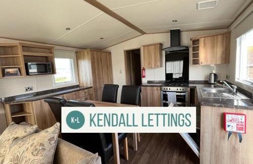 Selsey House | Amble Retreat, Seal Bay Resort