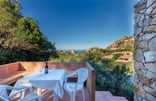 Costa Paradiso Villa | Ambra: holiday house with shared pool