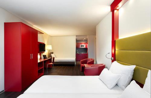 Schiphol-Rijk Hotel | Amedia Amsterdam Airport Schiphol, Trademark Collection by Wyndham