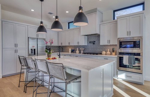 Windsor Park House | Amenities! Pool, Hot Tub, Theater, Outdoor kitchen, Pool House