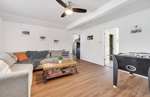 Thornhurst Ski Chalet | Amenity Filled Private Getaway on a cul-de-sac w/AC, King Bed, Fire Pit & Games