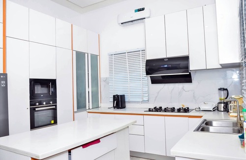 Lekki Phase 1 Villa | AMERICA LUXURY EXTENDED STAY