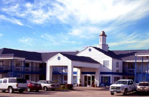 White Hall Hotel | American Inn and Suites White Hall