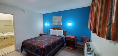 Pratt Hotel | American Inn Motel