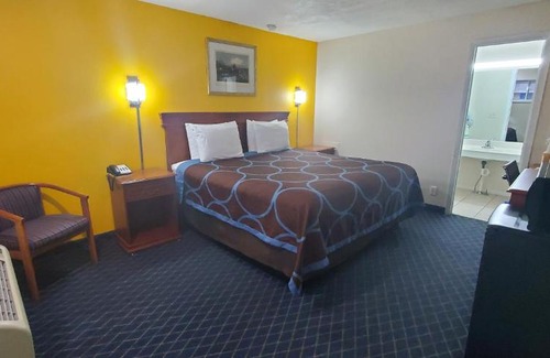 Pratt Hotel | American Inn Motel