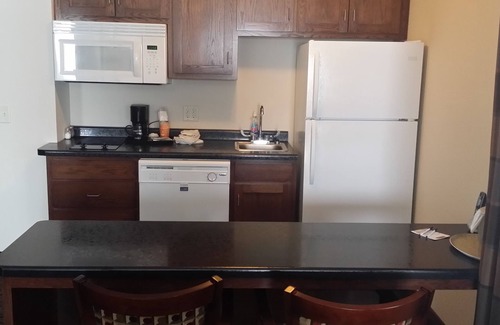 Parkers Prairie Hotel | American Inn & Suites