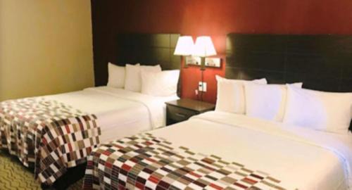 Corsicana Hotel | American Inn