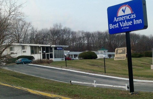 Nesconset Hotel | Americas Best Value Inn Smithtown/Long Island