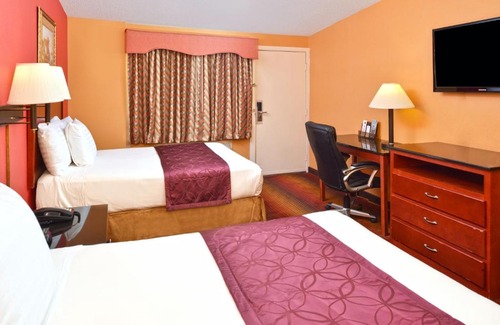 Nesconset Hotel | Americas Best Value Inn Smithtown/Long Island