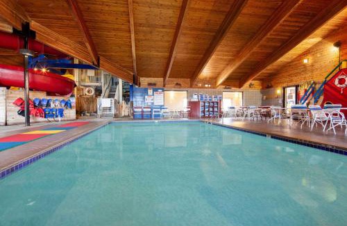 Ashland Hotel | AmericInn by Wyndham Ashland