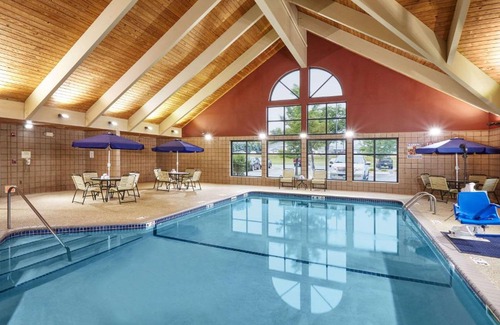 Greenville Hotel | AmericInn by Wyndham Greenville