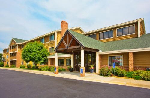 Kearney Hotel | AmericInn by Wyndham Kearney