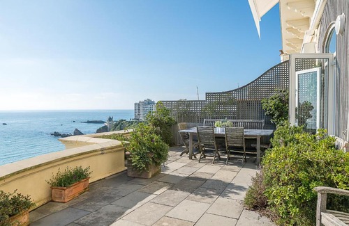 Biarritz City Centre Apartment | AMETSA, luxury flat, terrace and wonderful seaview, in Biarritz