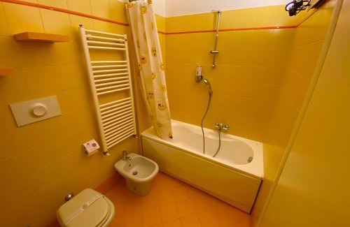 Cremona Bed & Breakfast | Amici Miei Rooms