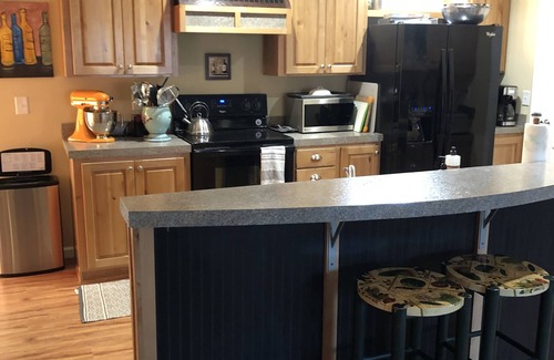 Benton City House | Amidst the vines @ Ambassador House