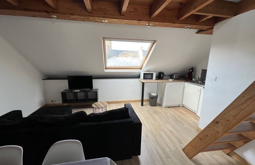 Henriville Apartment | Amiens, sous les toits 4-6P