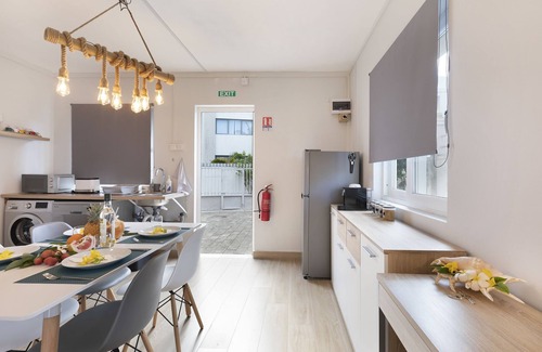 Bain Boeuf Apartment | AMIS Chandler - Two Bedroom Apartment, Sleeps 4