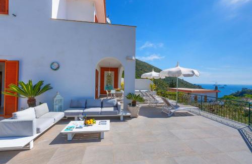 Sirenuse Villa | Amore Rentals - Villa Marina