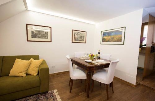 Rione VIII Sant'Eustachio Apartment | AmoRoma Francesca