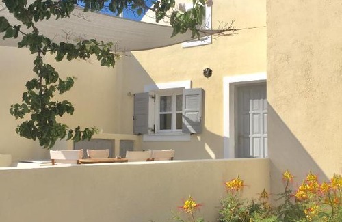 Santorini Apartment | Ampelos Executive Houses