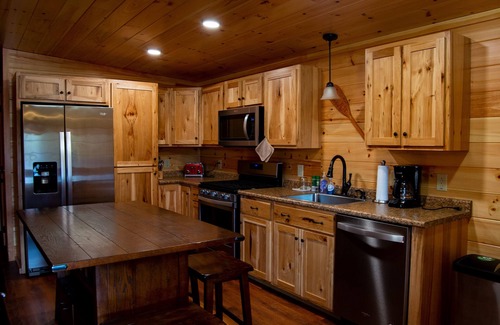 Saranac Lake Cabin | Ampersand Bay Resort