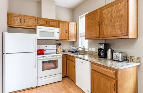 Adams Morgan Apartment | Ample Dupont Circle 1BR nr. U Street, Metro & Glen’s Mkt, by Blueground