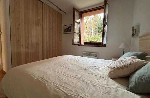 Enveitg Apartment | Amplio apartamento con gimnasio y piscina, ideal familias