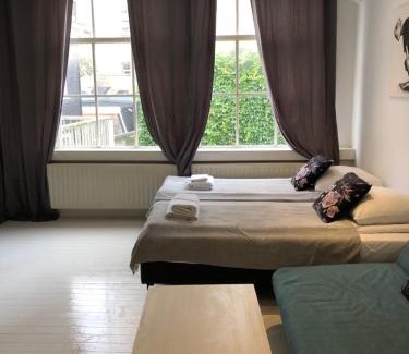 Haarlemmerbuurt Bed & Breakfast | Amsliving