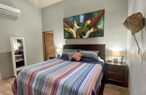 Manuel Antonio House | An abundance of wildlife at Jungle Glory Home Abajo
