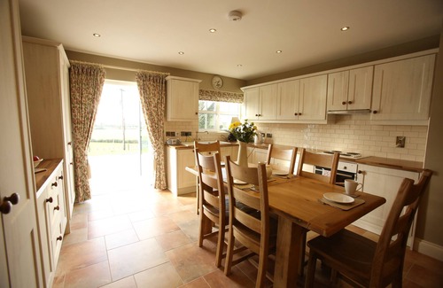 Puckaun Cottage | An area of outstanding natural beauty, child and pet friendly , very private!